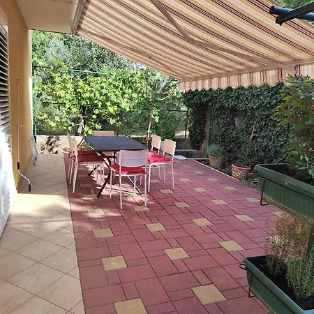 Apartment Mala Paklenica Seline